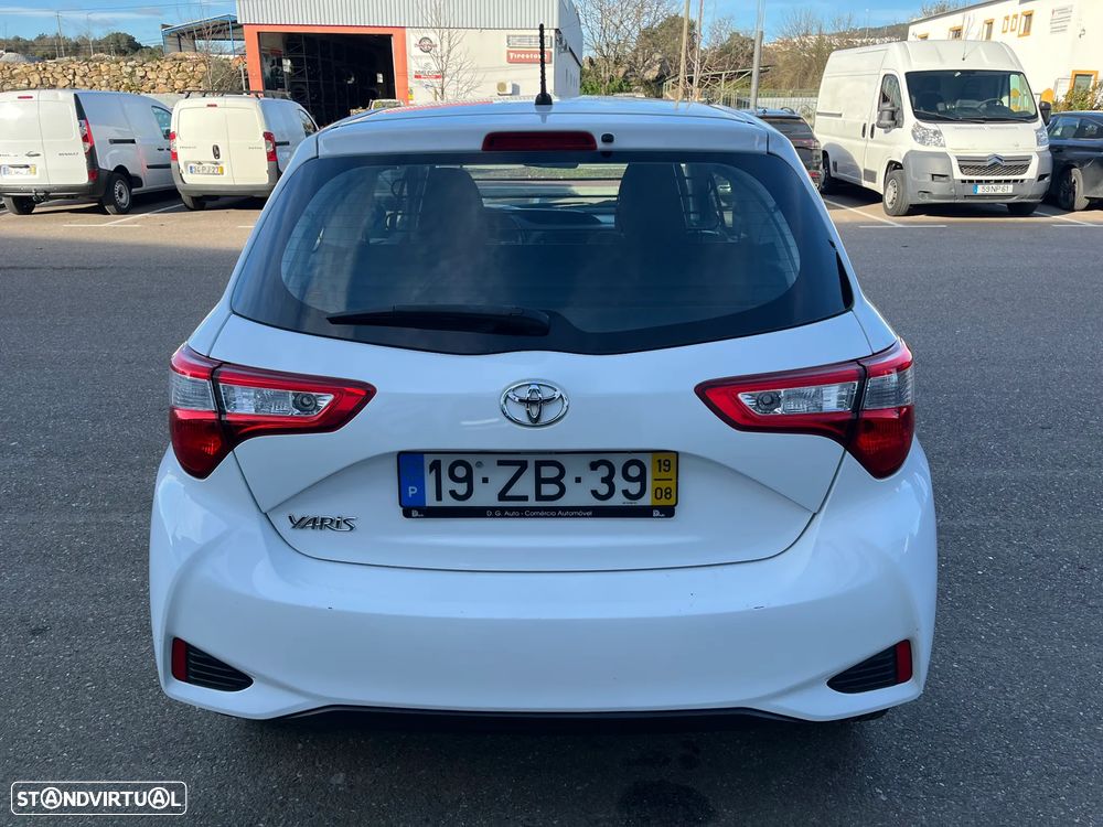 Toyota Yaris Ecobizz - 4