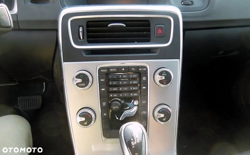 Volvo S60 T5 AWD Summum - 6