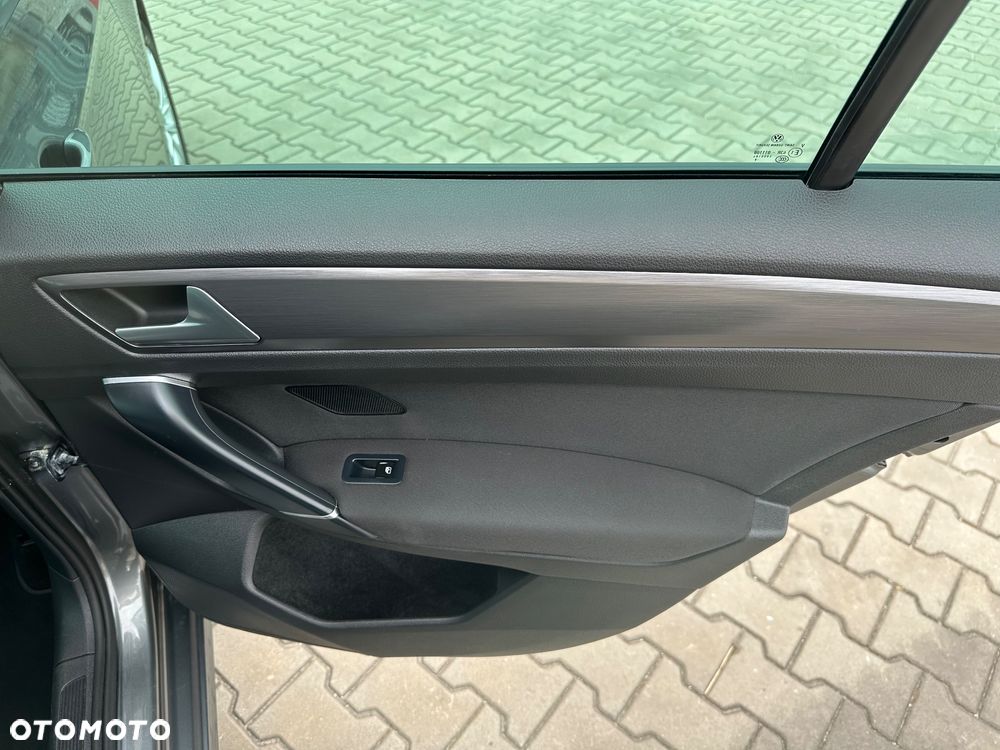 Volkswagen Golf Sportsvan SV 1.0 TSI Trendline - 26