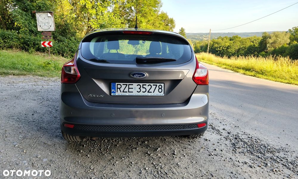 Ford Focus 1.6 TDCi Edition - 8