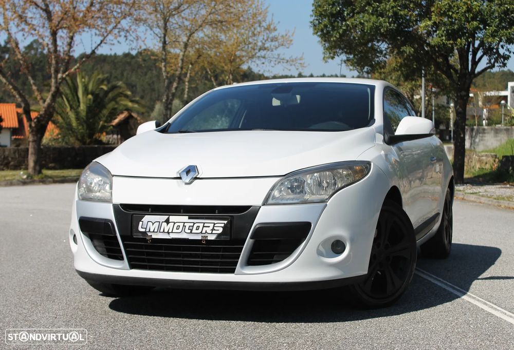 Renault Mégane Coupe 1.5 dCi Dynamique S - 2
