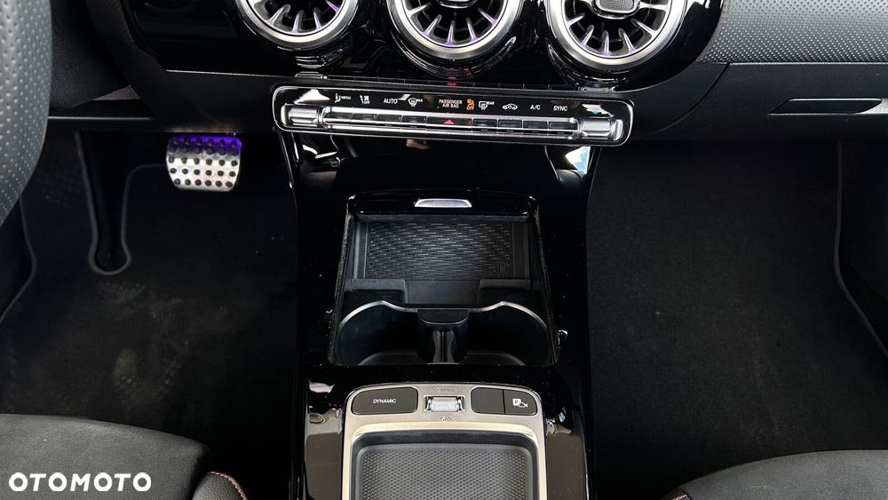 Mercedes-Benz Klasa A 200 AMG Line 7G-DCT - 20
