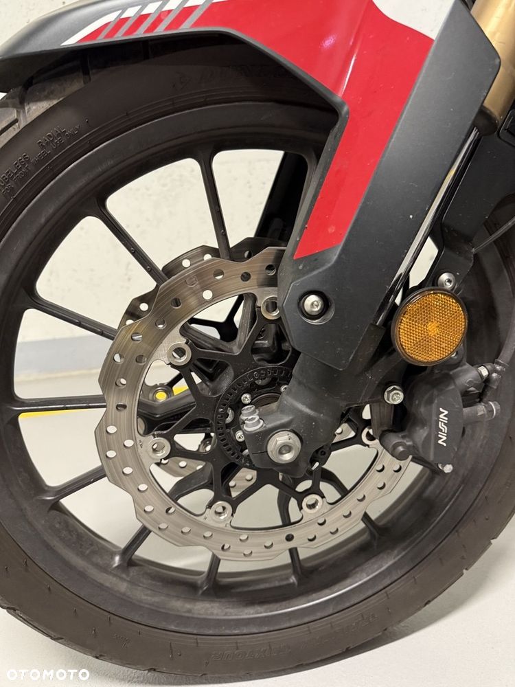 Honda CB - 10