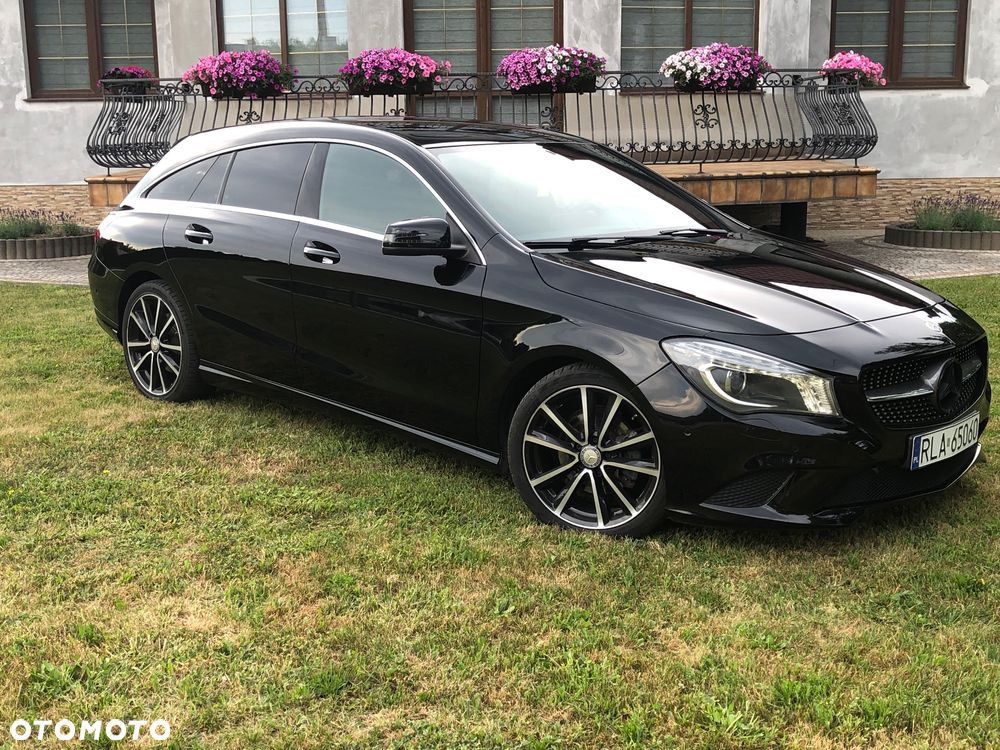 Mercedes-Benz CLA 180 7G-DCT Urban
