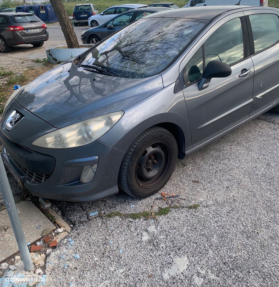 Peugeot 308 1.6 HDi Executive - 3