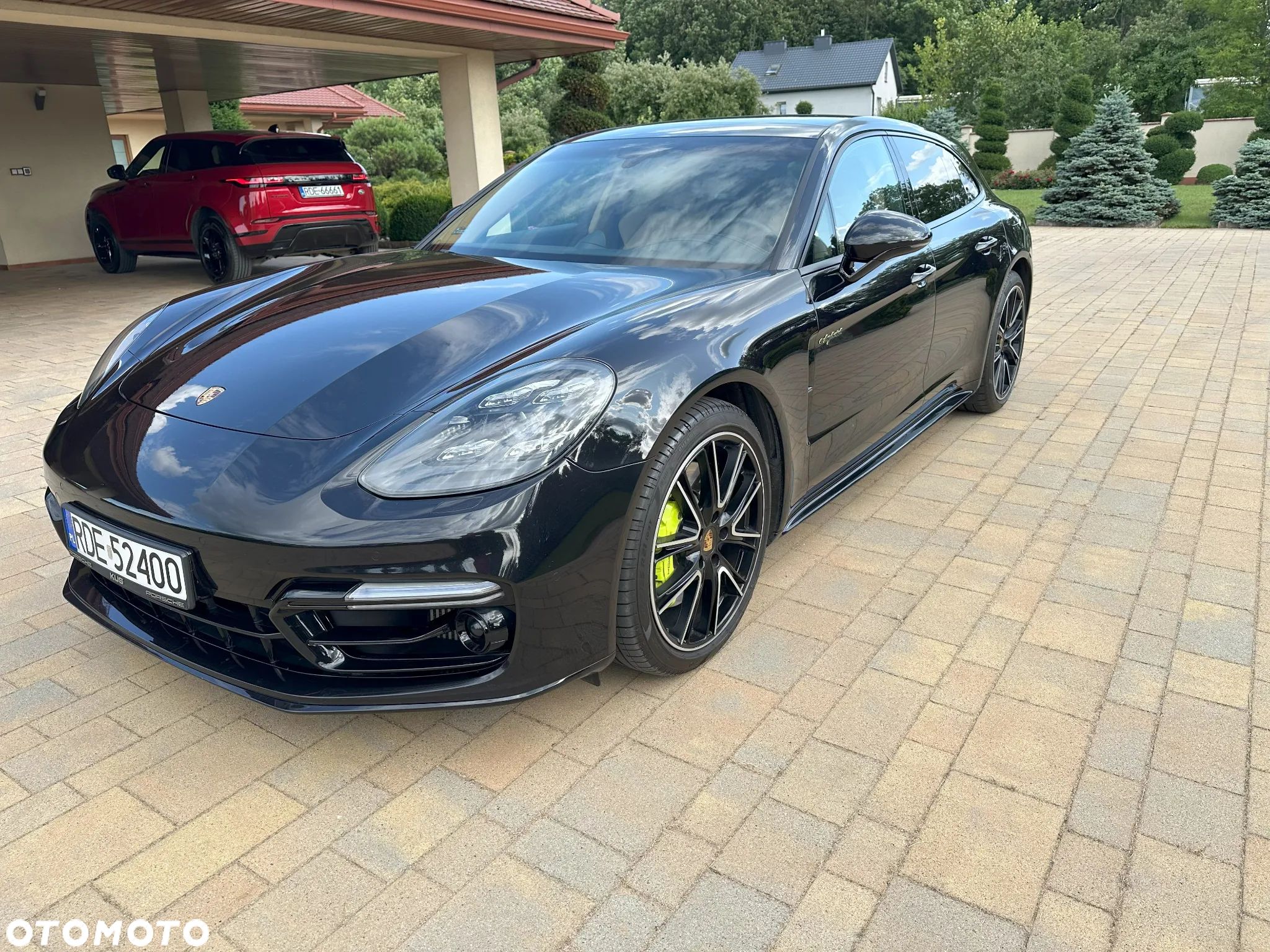 Porsche Panamera 4 e-Hybrid Sport Turismo - 1