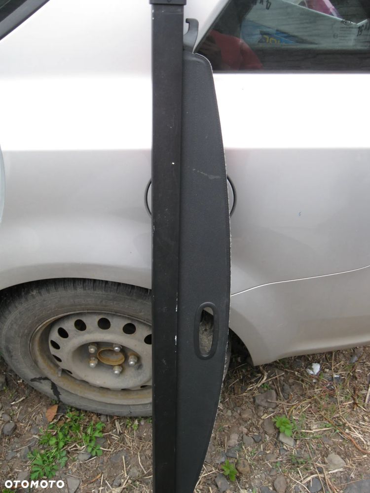 kia ceed roleta bagaznika - 1