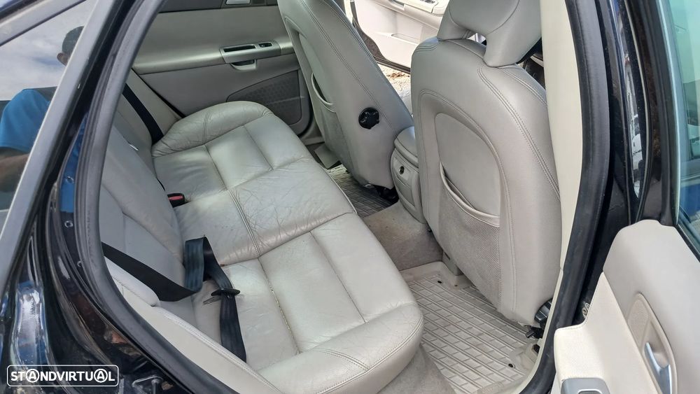 Volvo S40 2.0 D Nível 2 - 7