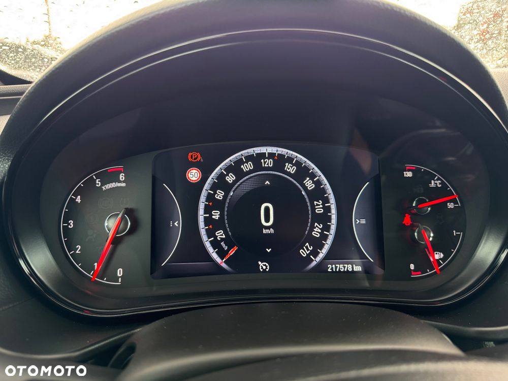 Opel Insignia 2.0 CDTI Executive S&S - 32