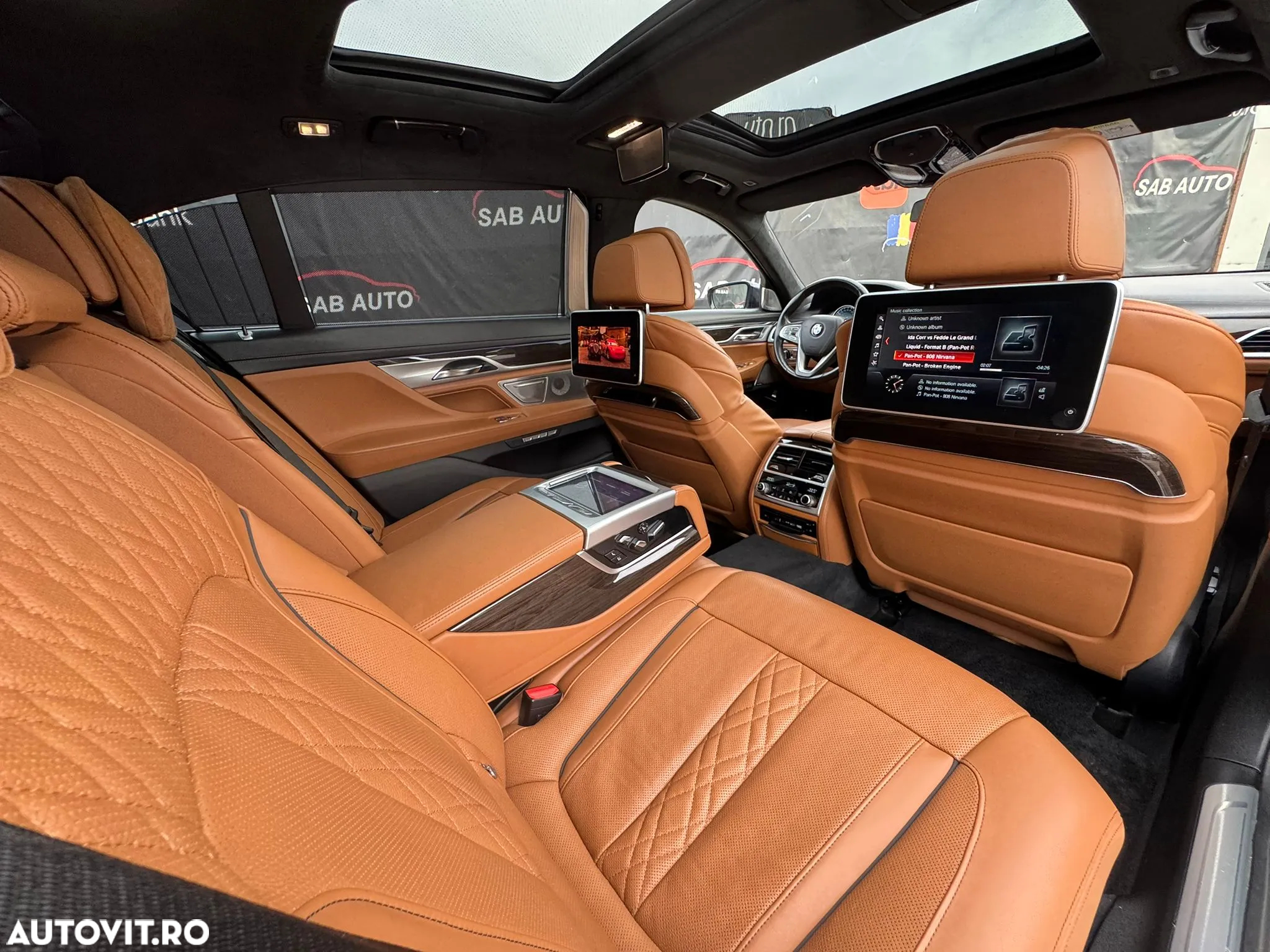 BMW Seria 7 750Ld xDrive - 24