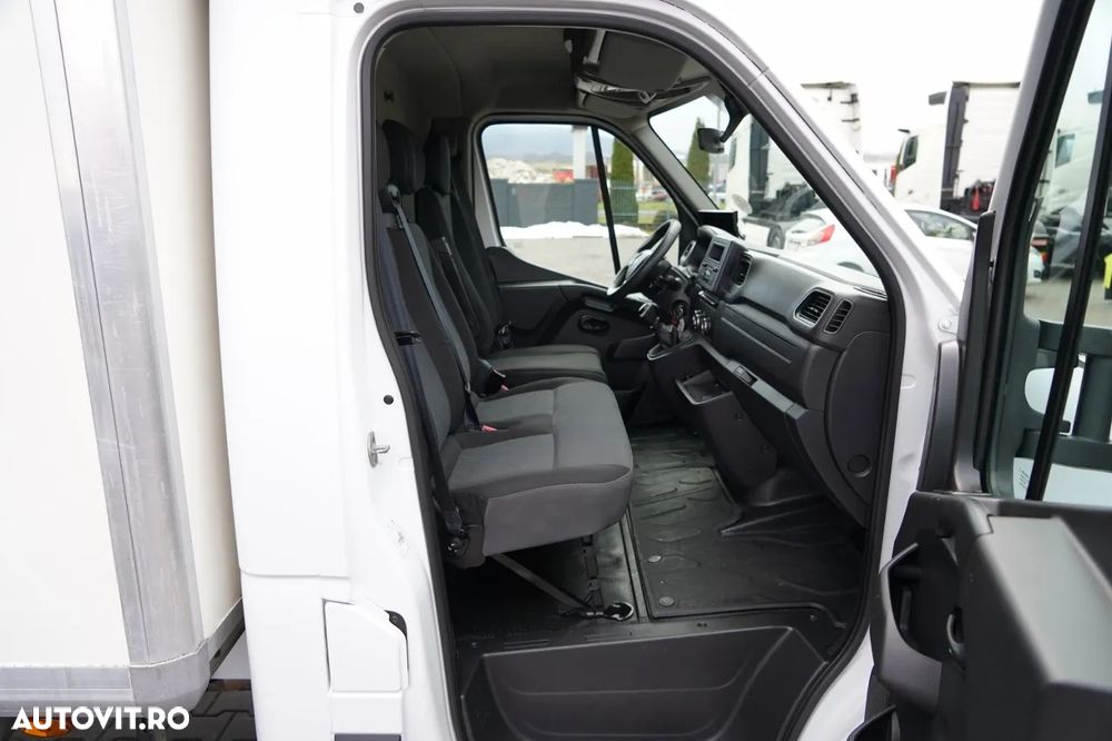 Renault MASTER / CONTAINER / LIFT / MASĂ NETĂ: 3500 KG / 2020 - 30