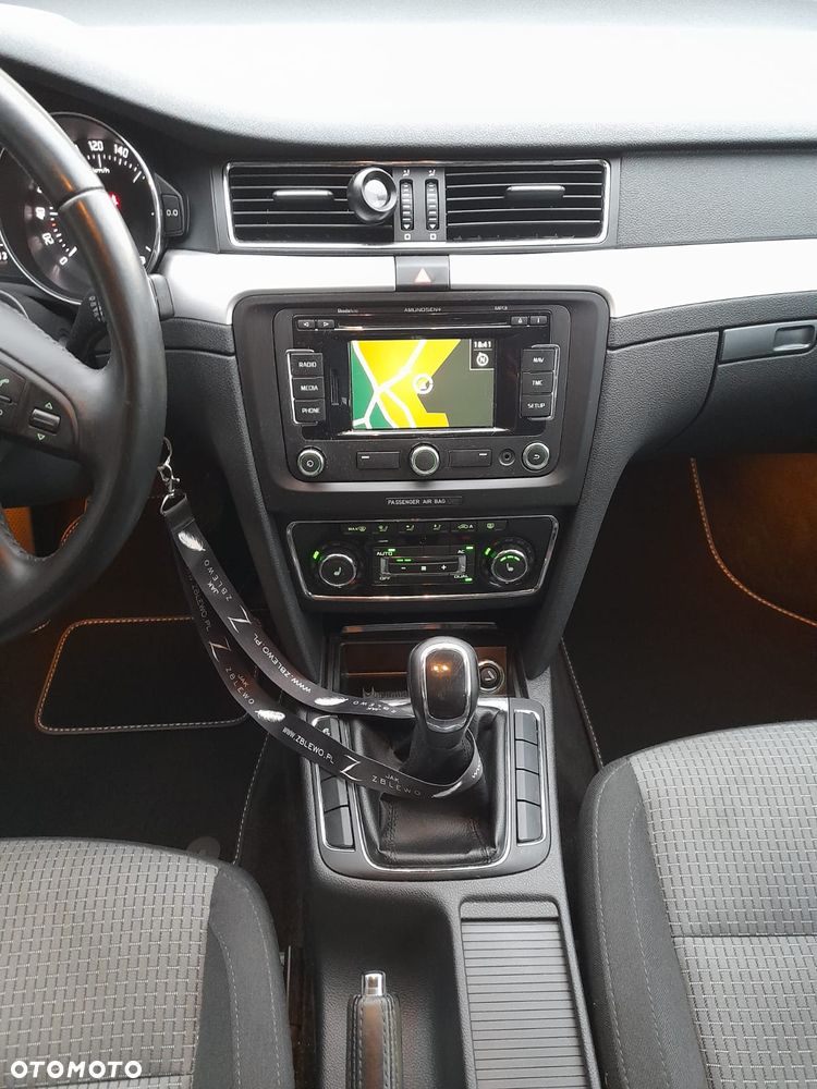 Skoda Superb 2.0 TDI Family - 12