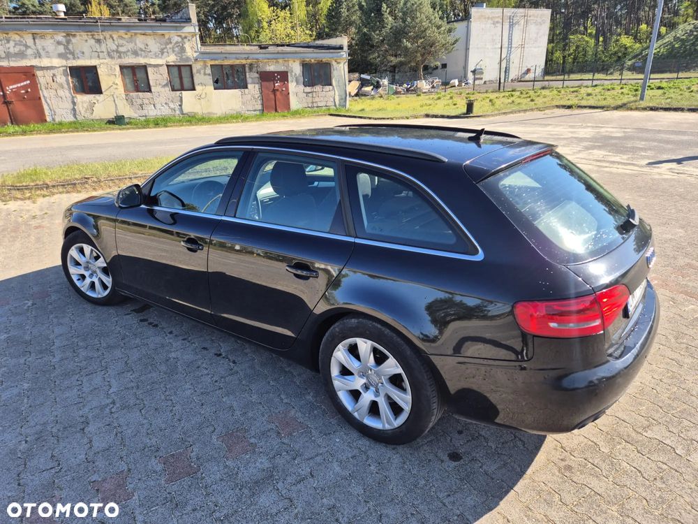 Audi A4 Avant 2.0 TDI - 11