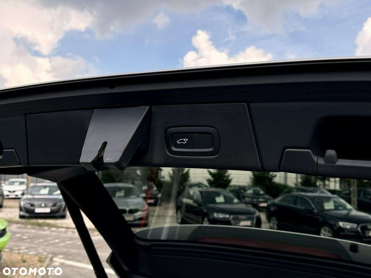 Volvo V90 - 32