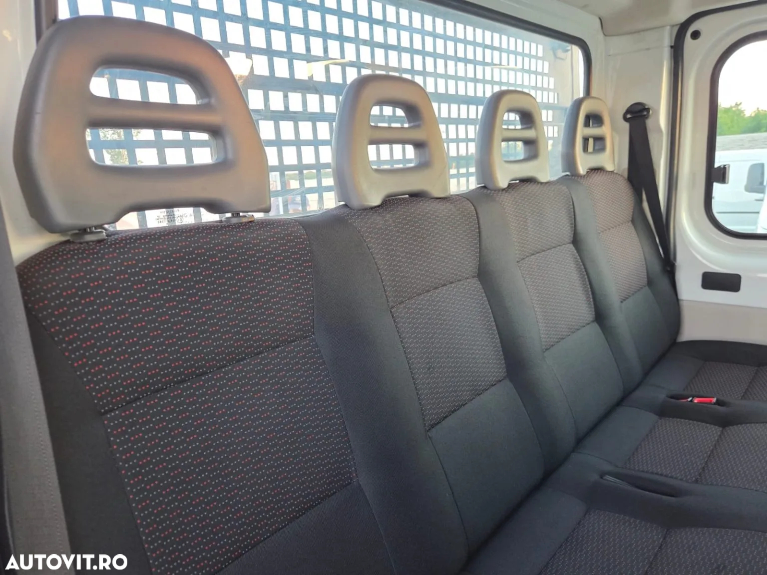 Peugeot Boxer Doka 7locuri+Bena L=2.90m - 11