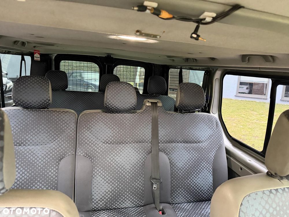 Renault Trafic L1H1 Passenger Lux - 9