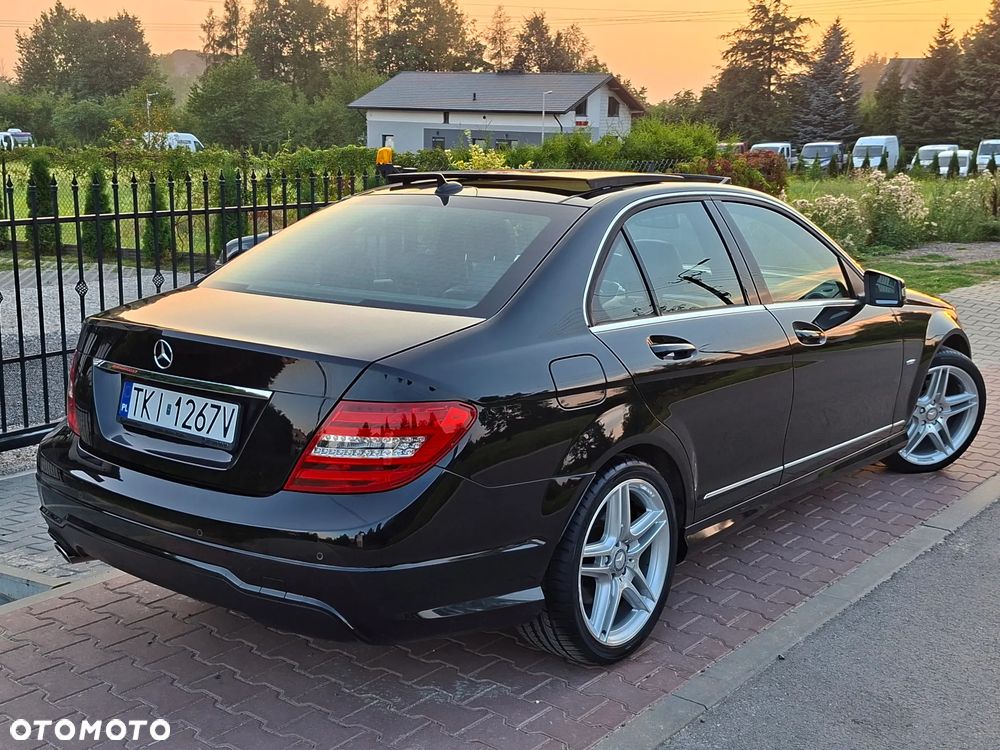 Mercedes-Benz Klasa C 200 CGI BlueEff Avantgarde - 5