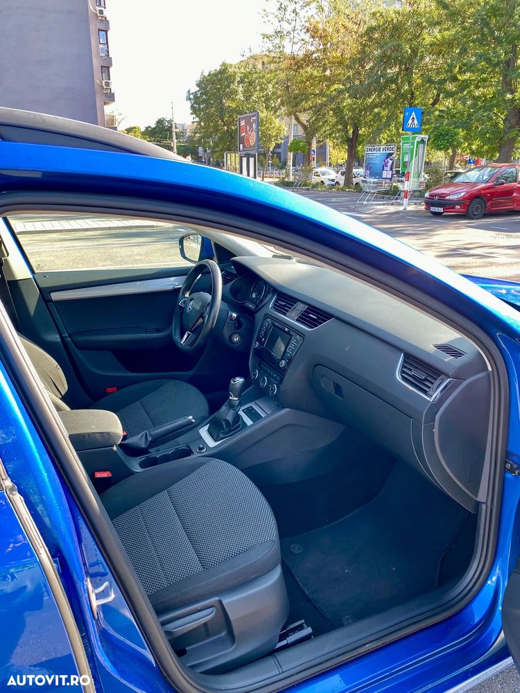 Skoda Octavia 2.0 TDI STYLE - 12