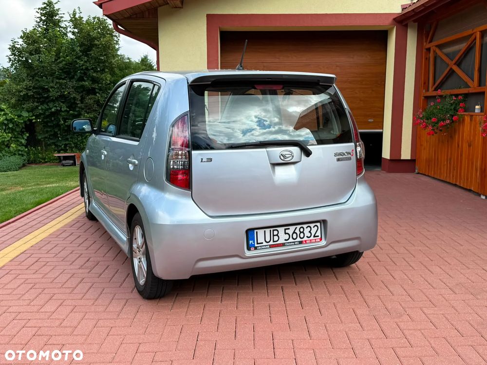 Daihatsu Sirion 1.3 - 5
