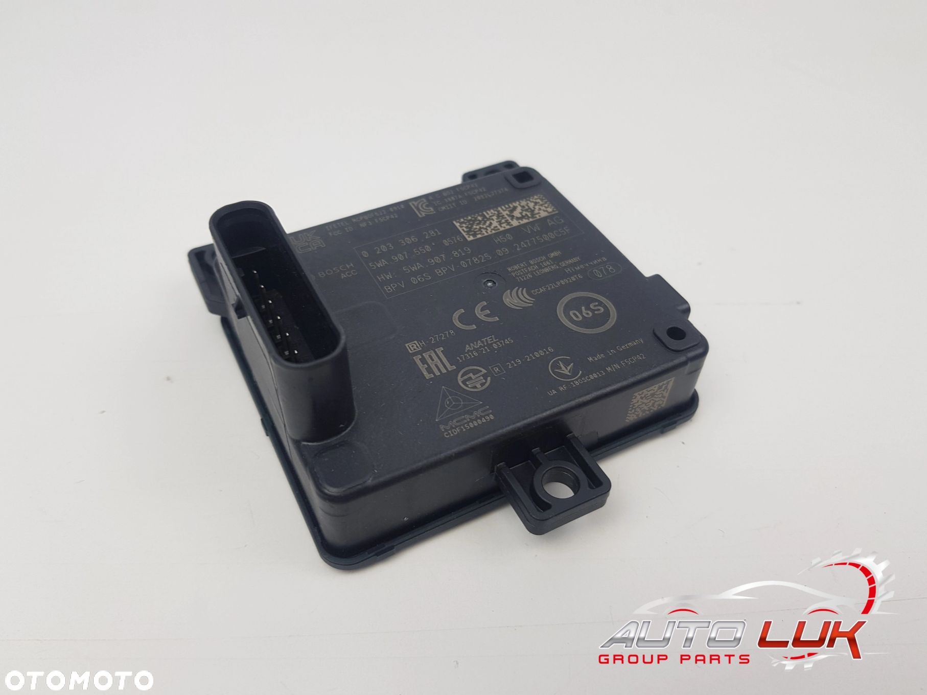 NOWY ORYGINALNY Radar Sensor Distronic Volkswagen Audi Skoda 5WA907550 - 1