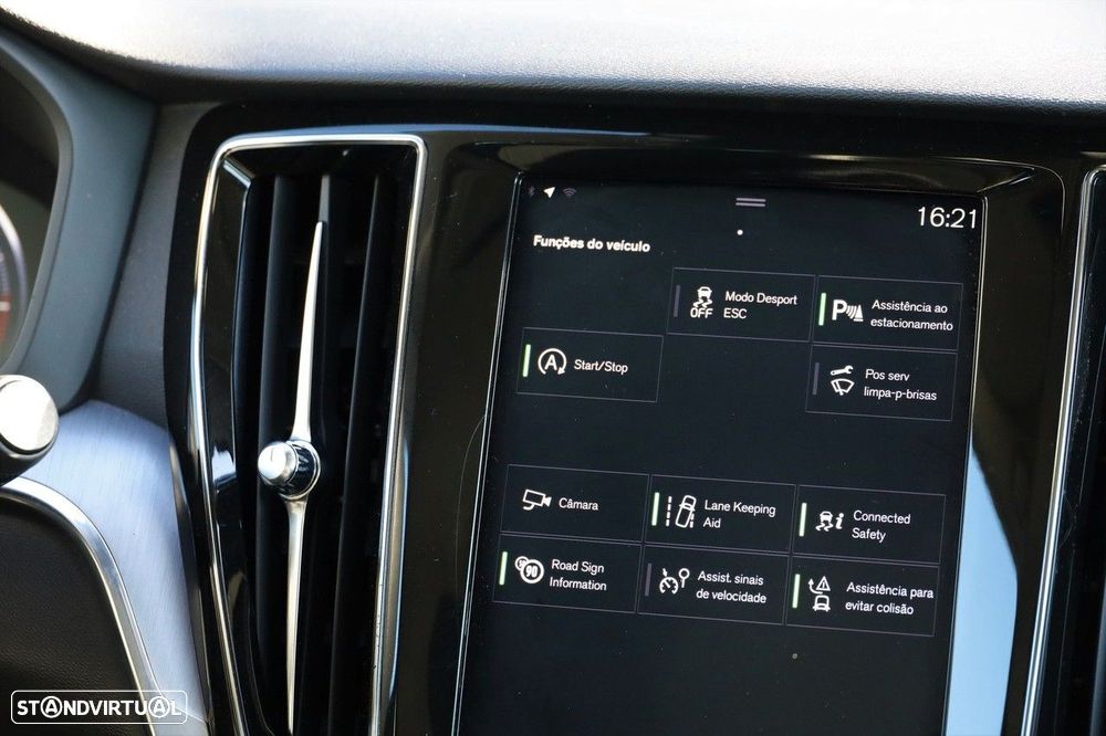 Volvo V60 2.0 D3 Momentum Plus - 15