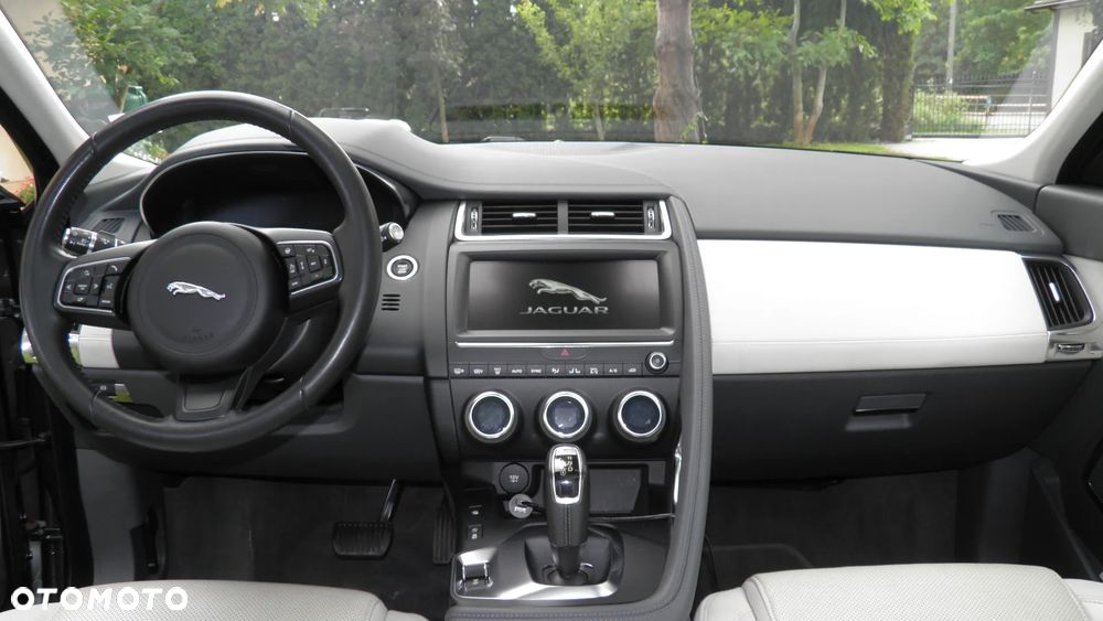 Jaguar E-Pace P250 AWD S - 18