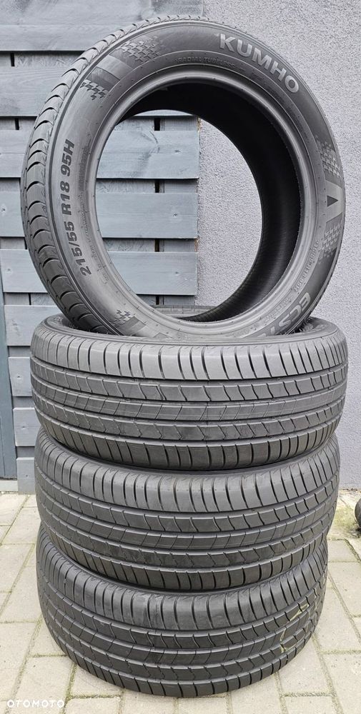 Kumho HS51 215/55R18 95 H - 3
