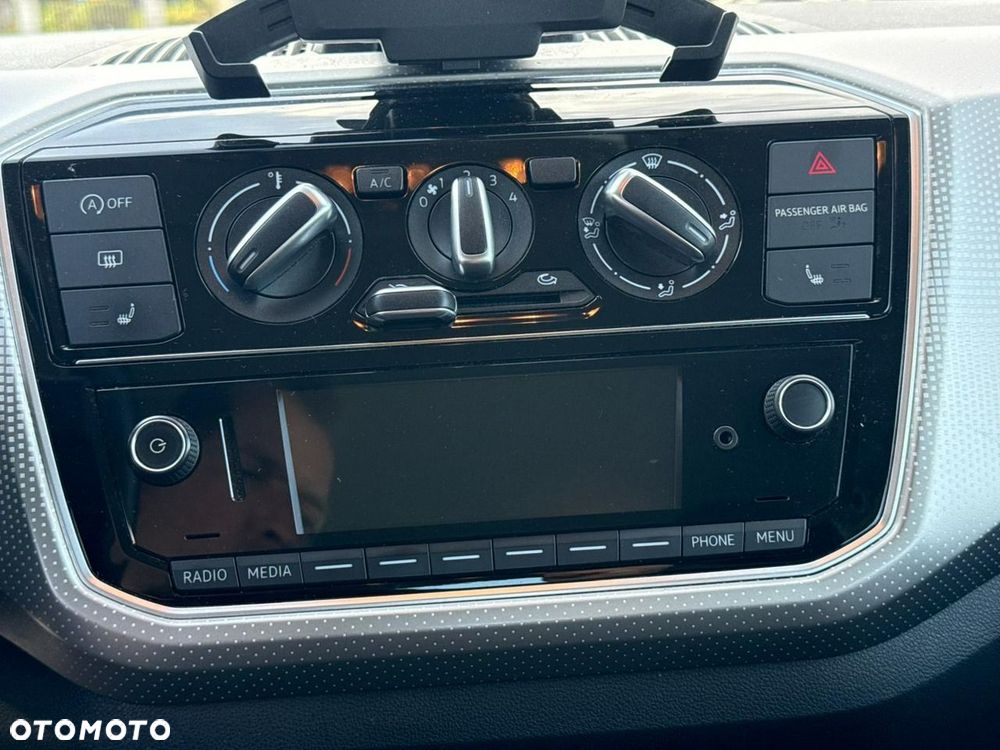 Volkswagen up! - 18