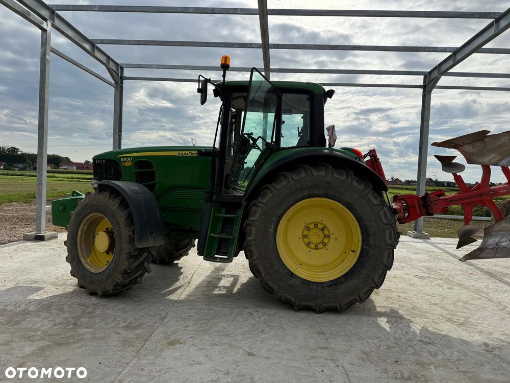 John Deere 6930 - 6