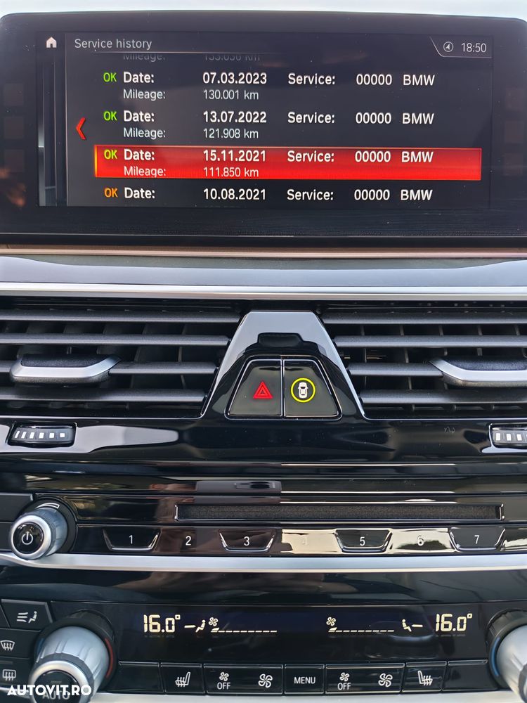 BMW Seria 5 520d Aut. Luxury Line - 35