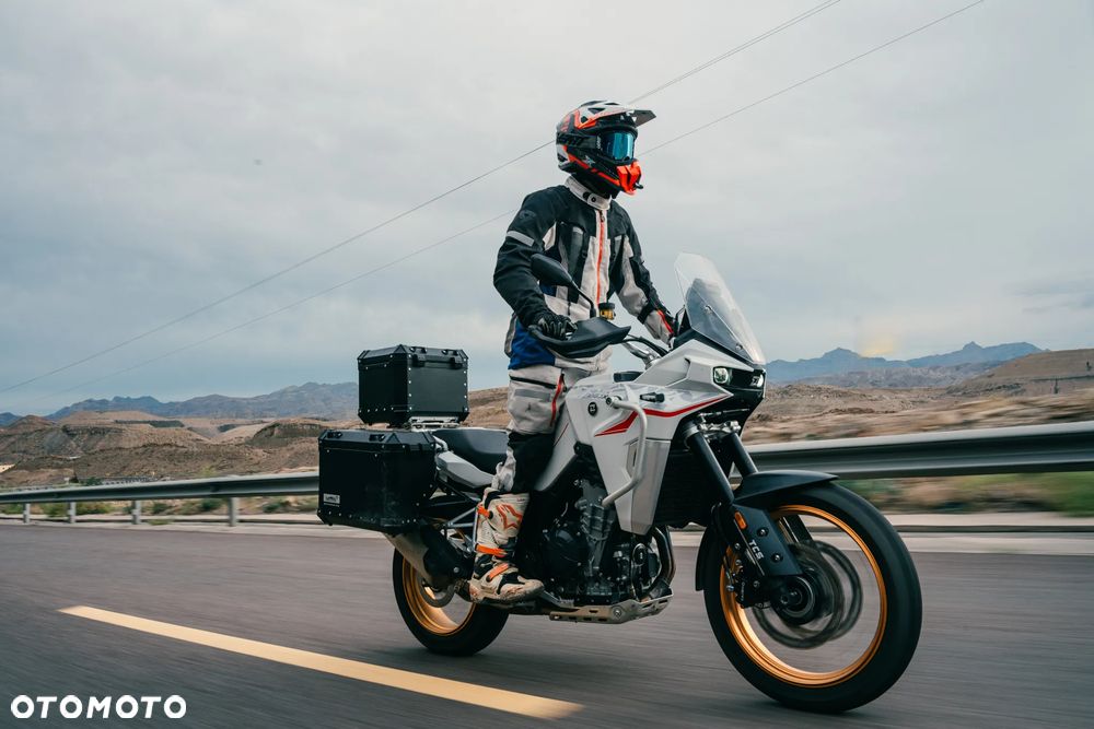 KOVE 800X Touring - 19