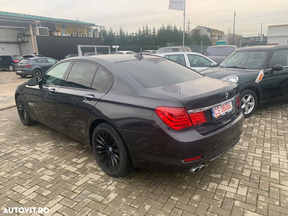 BMW Seria 7 730d xDrive - 16