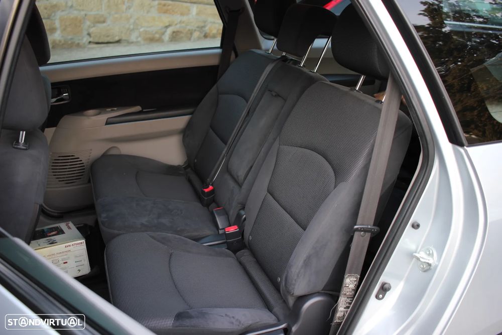 Mitsubishi Grandis 2.0 DI-D Sport - 13