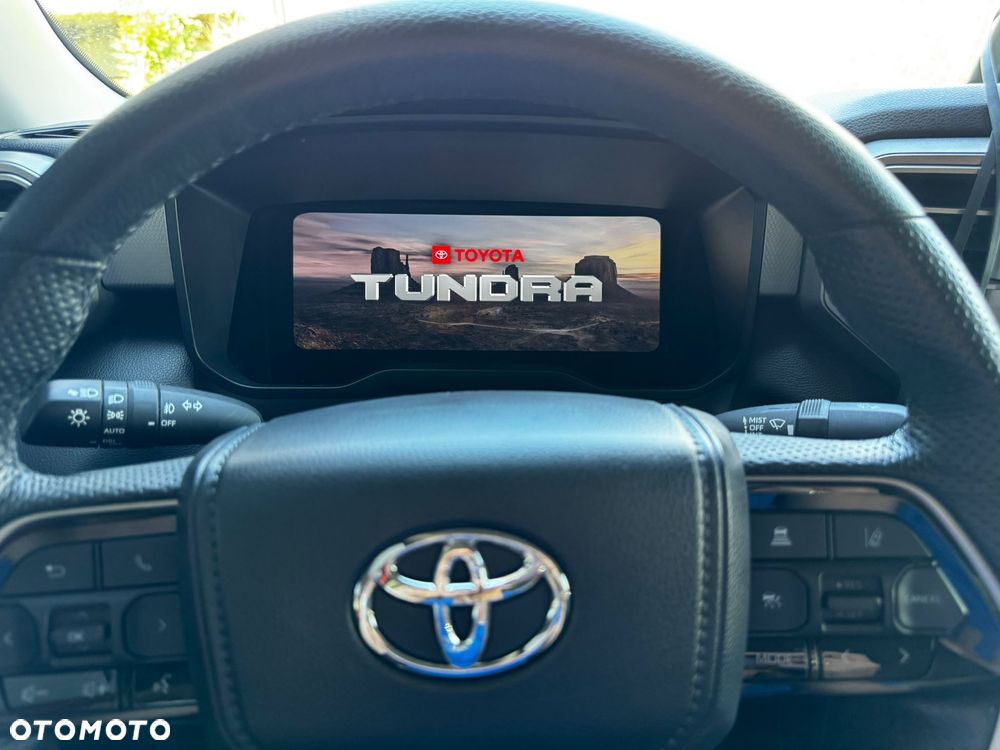 Toyota Tundra - 18