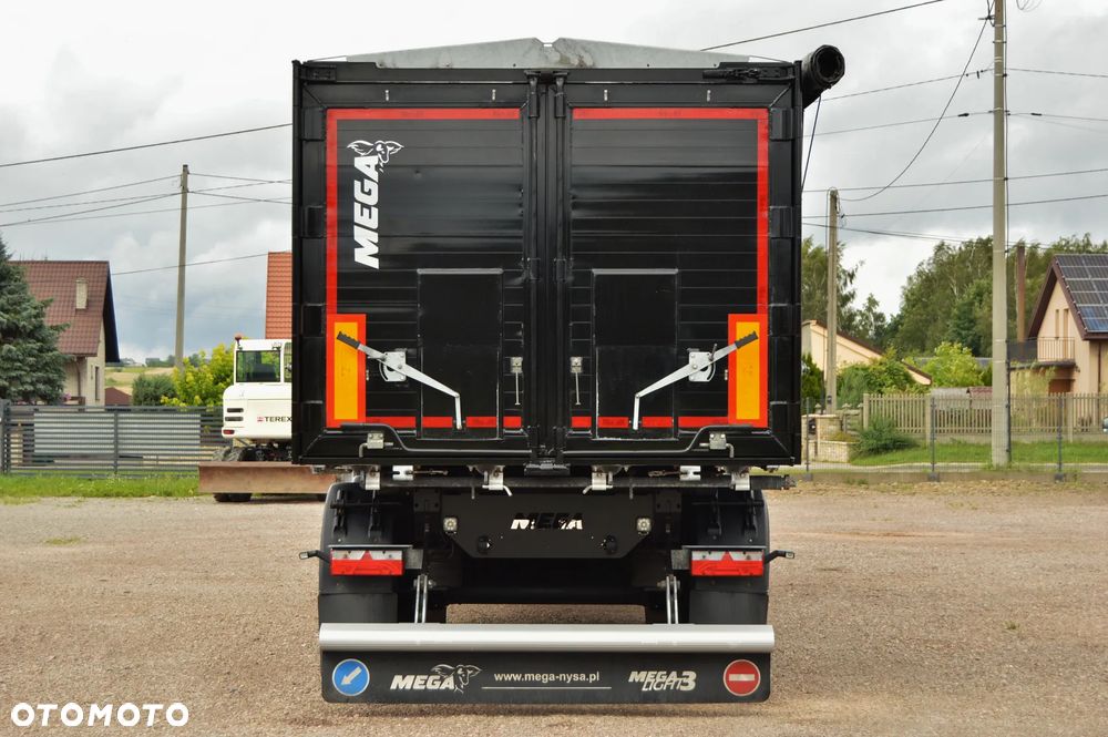 Mega / BENALU / 46 m3 / 5 800 kg !!! - 5