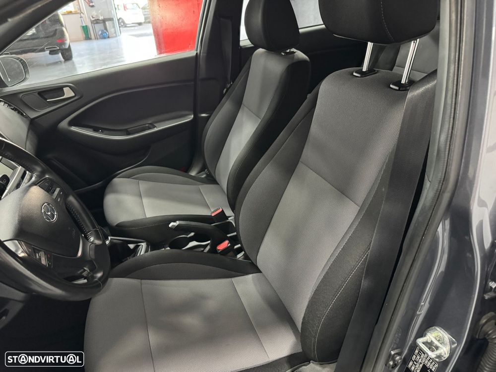Hyundai i20 1.2 Access+Bluetooth - 24
