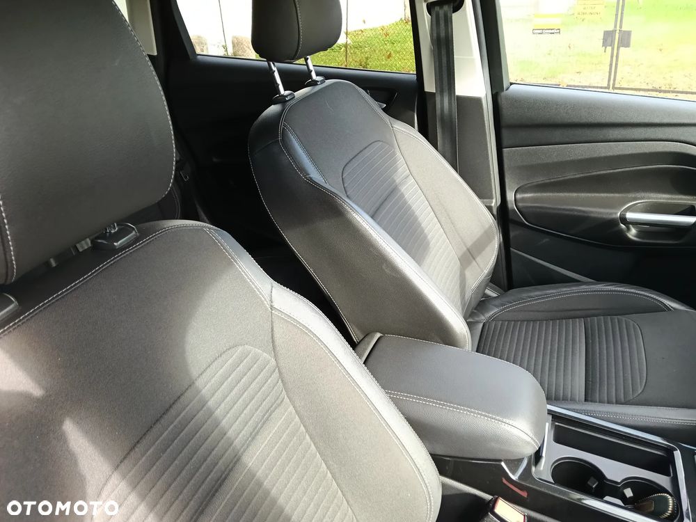 Ford Kuga 1.5 EcoBoost 4x4 Individual - 28