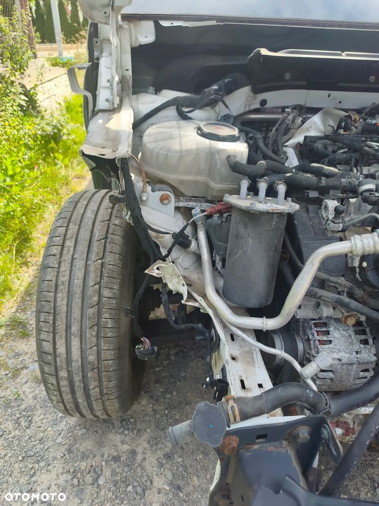 Volkswagen Caddy 2.0 TDI - 14