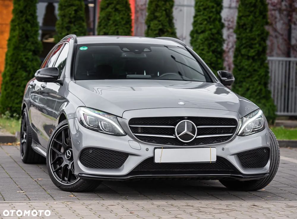Mercedes-Benz Klasa C 400 4-Matic 9G-TRONIC - 2