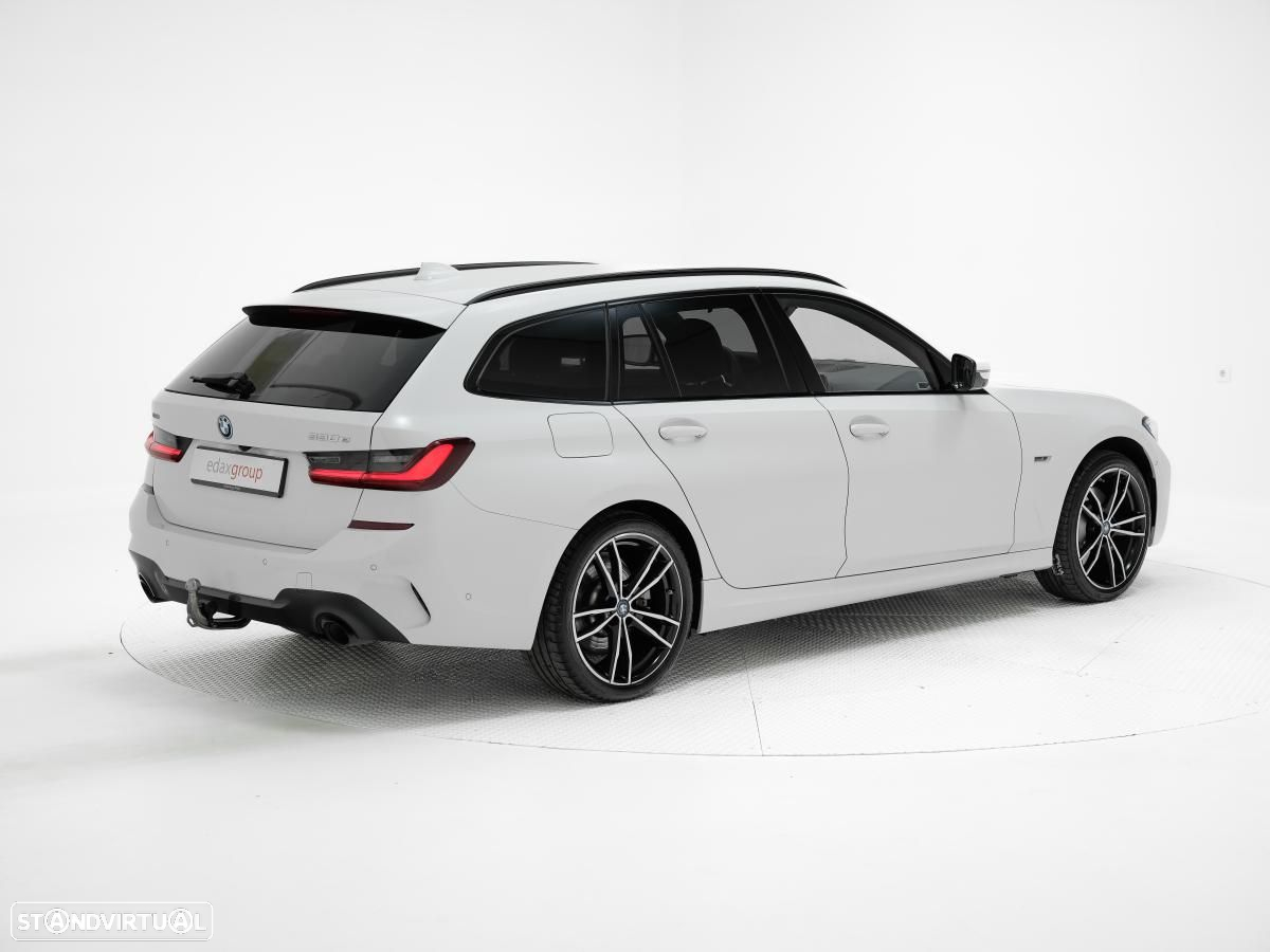 BMW 330 e Touring Pack M Auto - 3