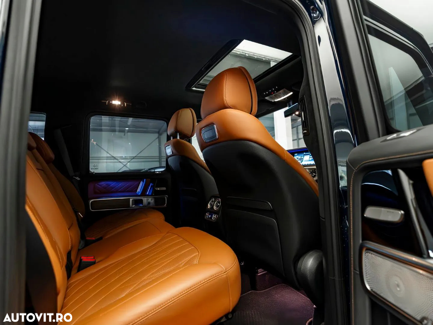 Mercedes-Benz G 500 9G-TRONIC AMG Line - 9