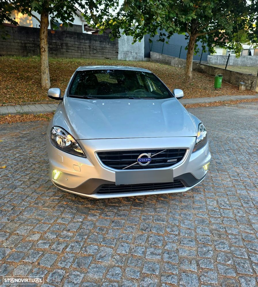 Volvo V40 1.6 D2 R-Design - 2