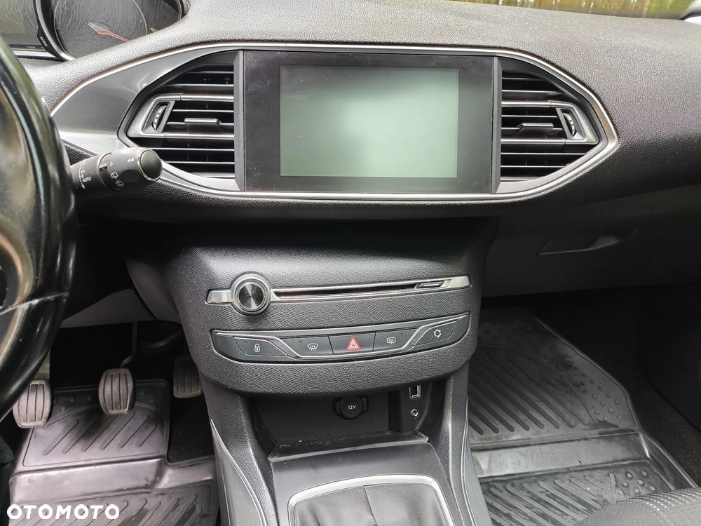 Peugeot 308 - 10