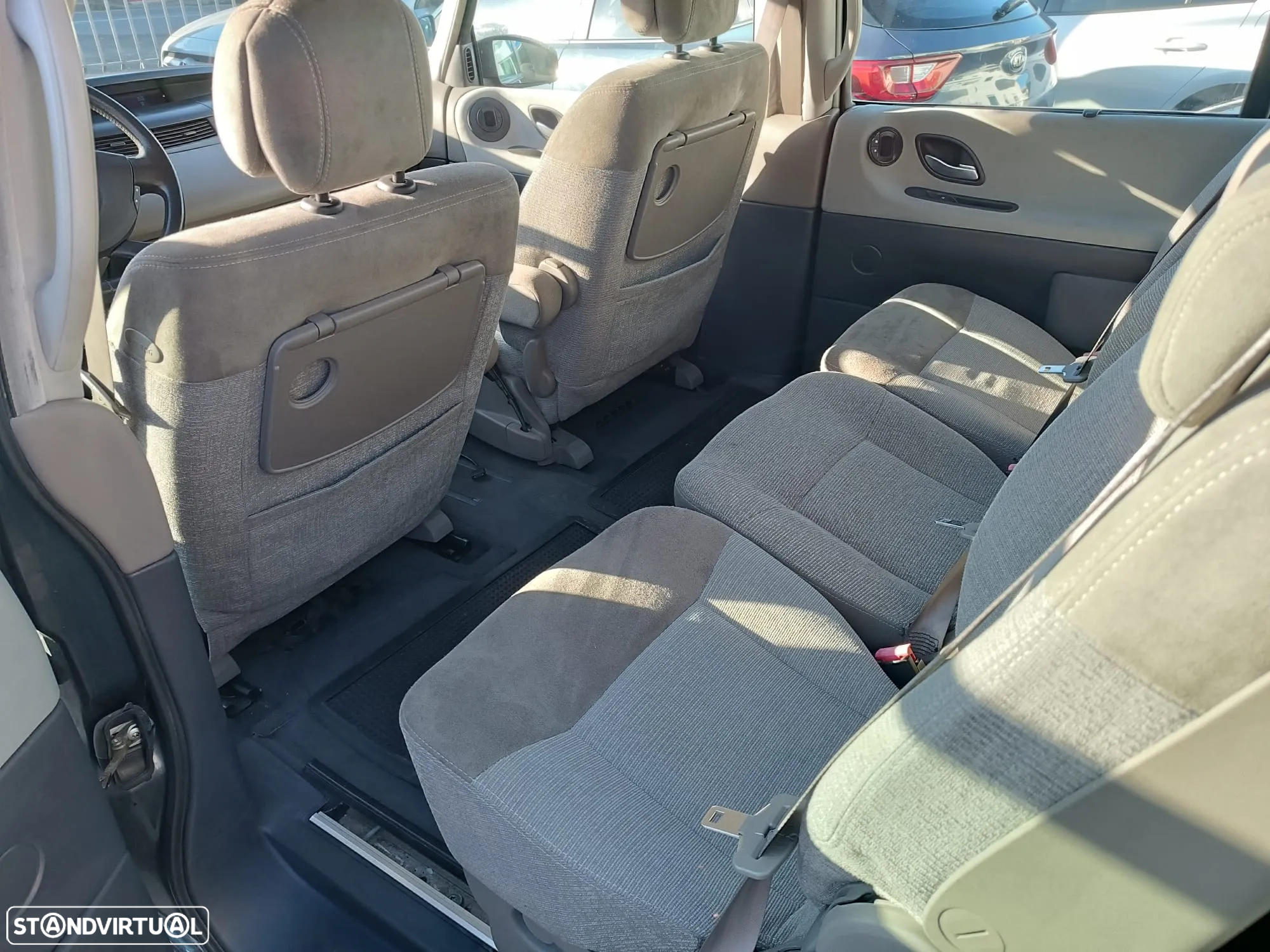 Renault Espace 2.2 dCi Initiale 6L - 12
