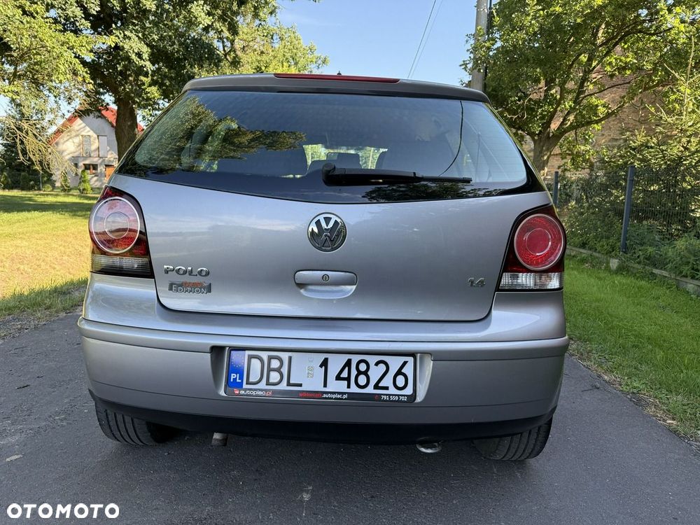 Volkswagen Polo 1.4 16V Comfortline - 30