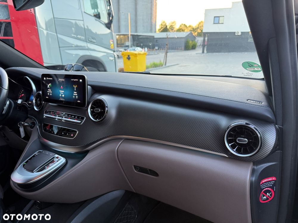 Mercedes-Benz Klasa V 300 d lang 9G-TRONIC Special Edition Avantgarde - 13