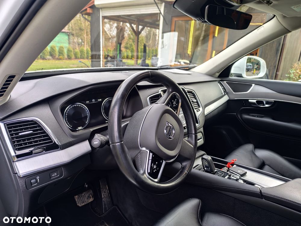 Volvo XC 90 B5 D AWD Geartronic Inscription - 27