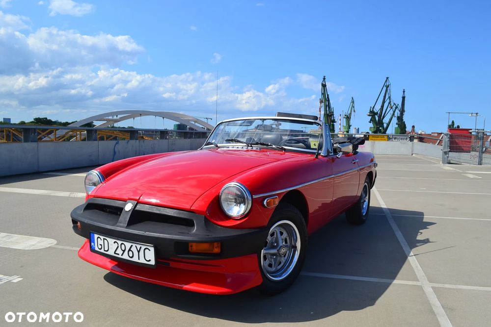 MG MGB - 11