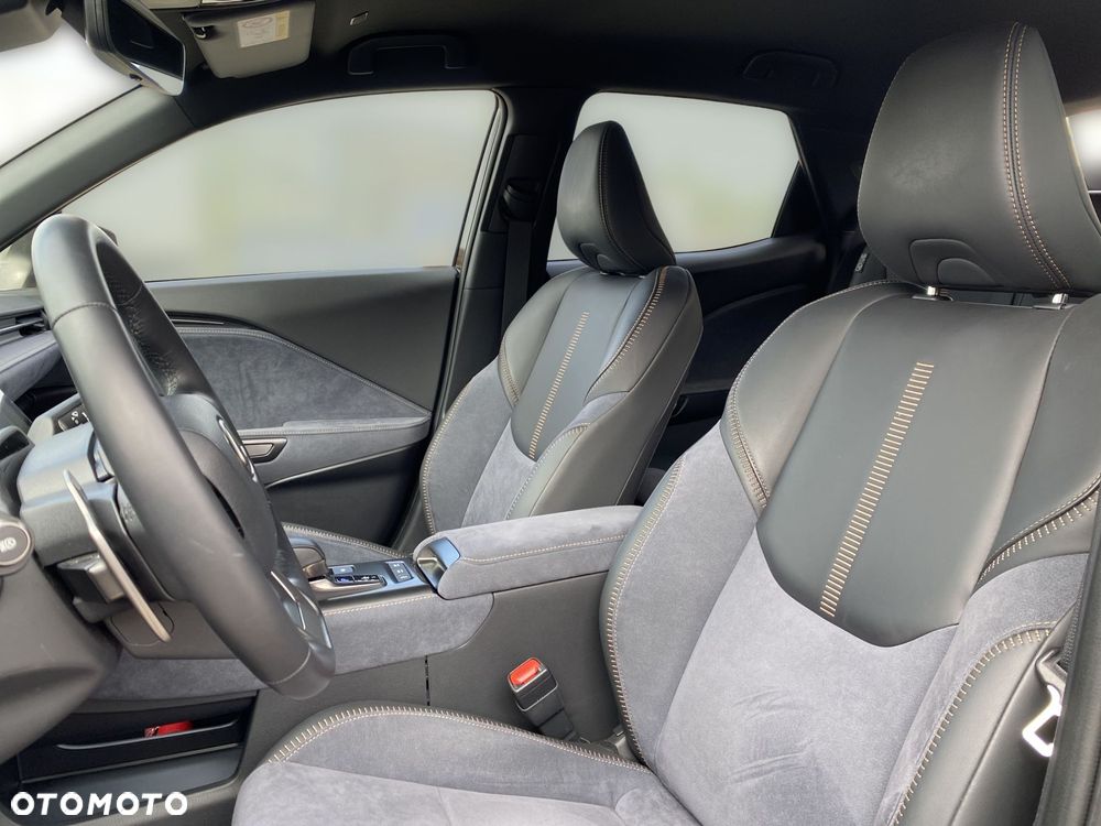 Lexus LBX 1.5 Hybrid Cool - 14
