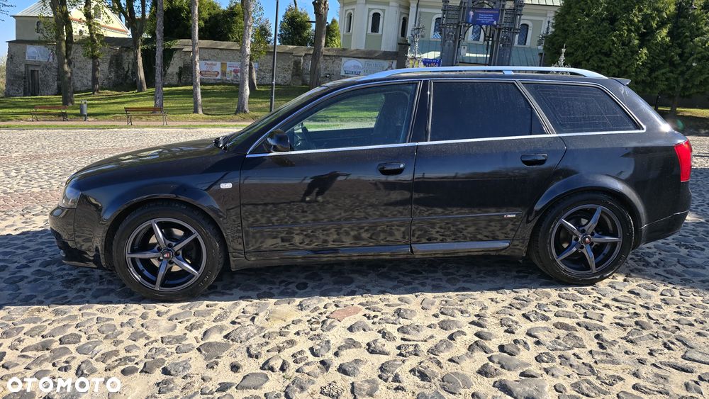 Audi A4 Avant - 16
